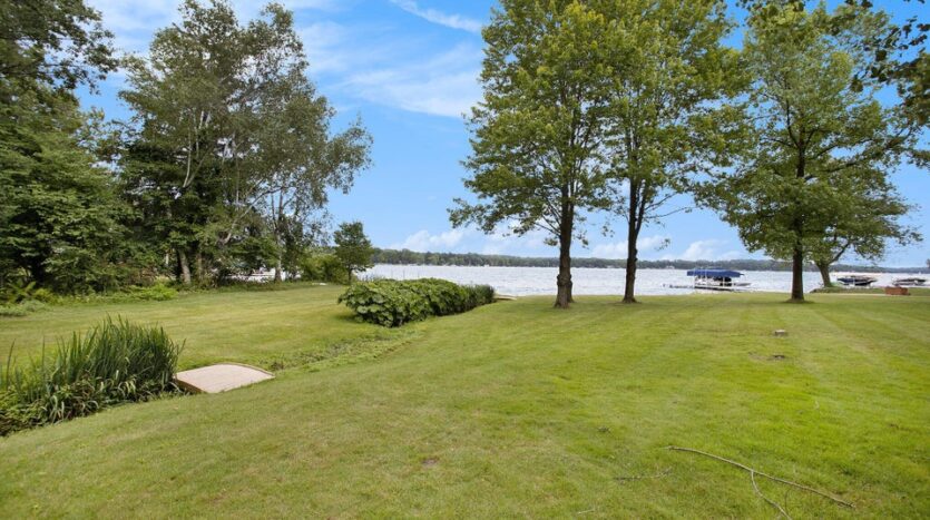 2 acres for sale north end of Gull Lake